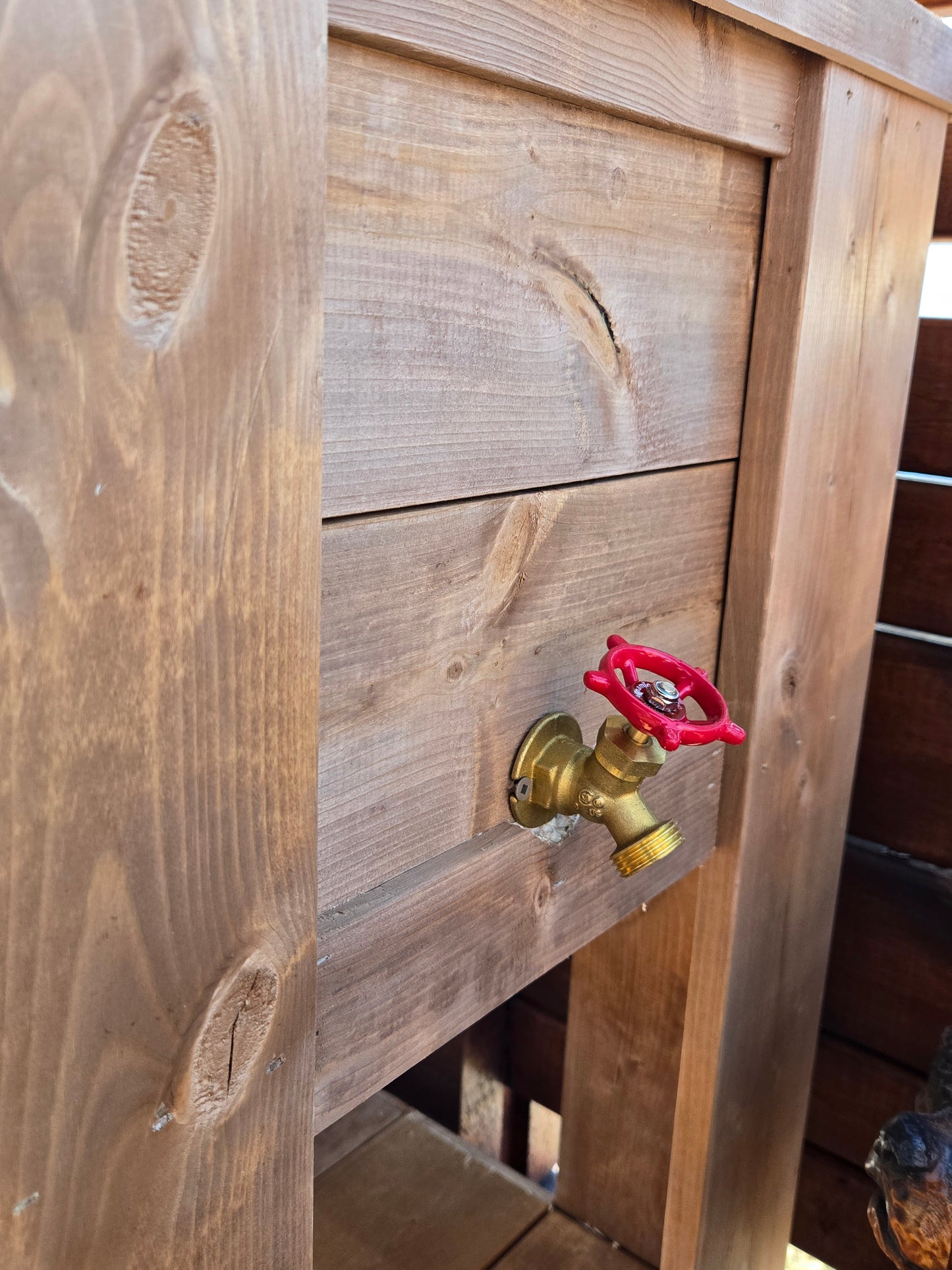 Outdoor wooden cooler