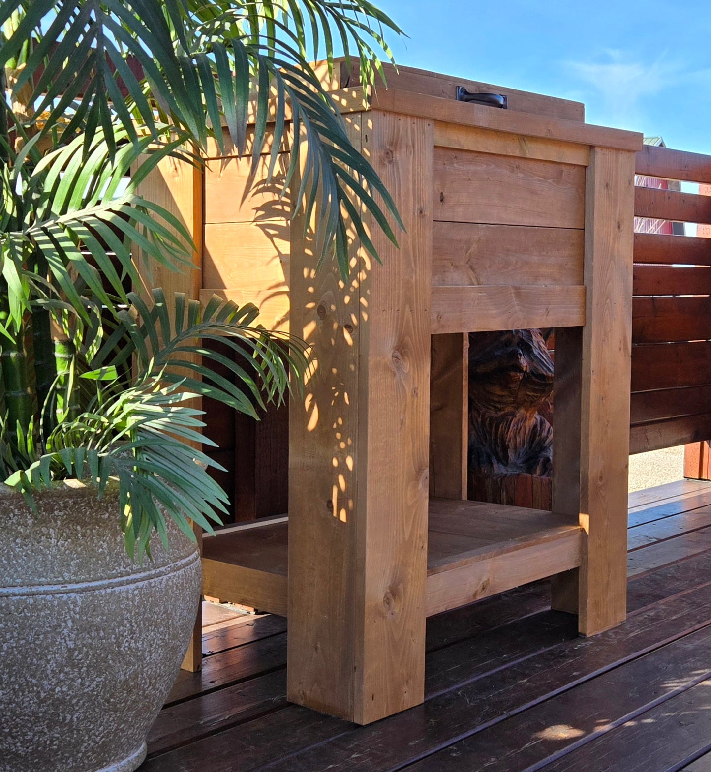 Outdoor wooden cooler